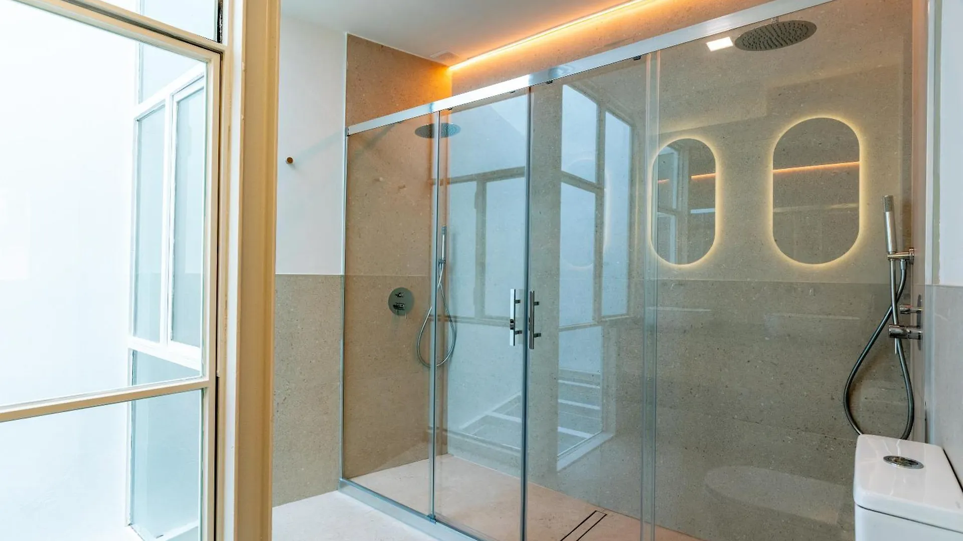 G4 Brand New Home San Bernardo Terraza Seville Holiday home
