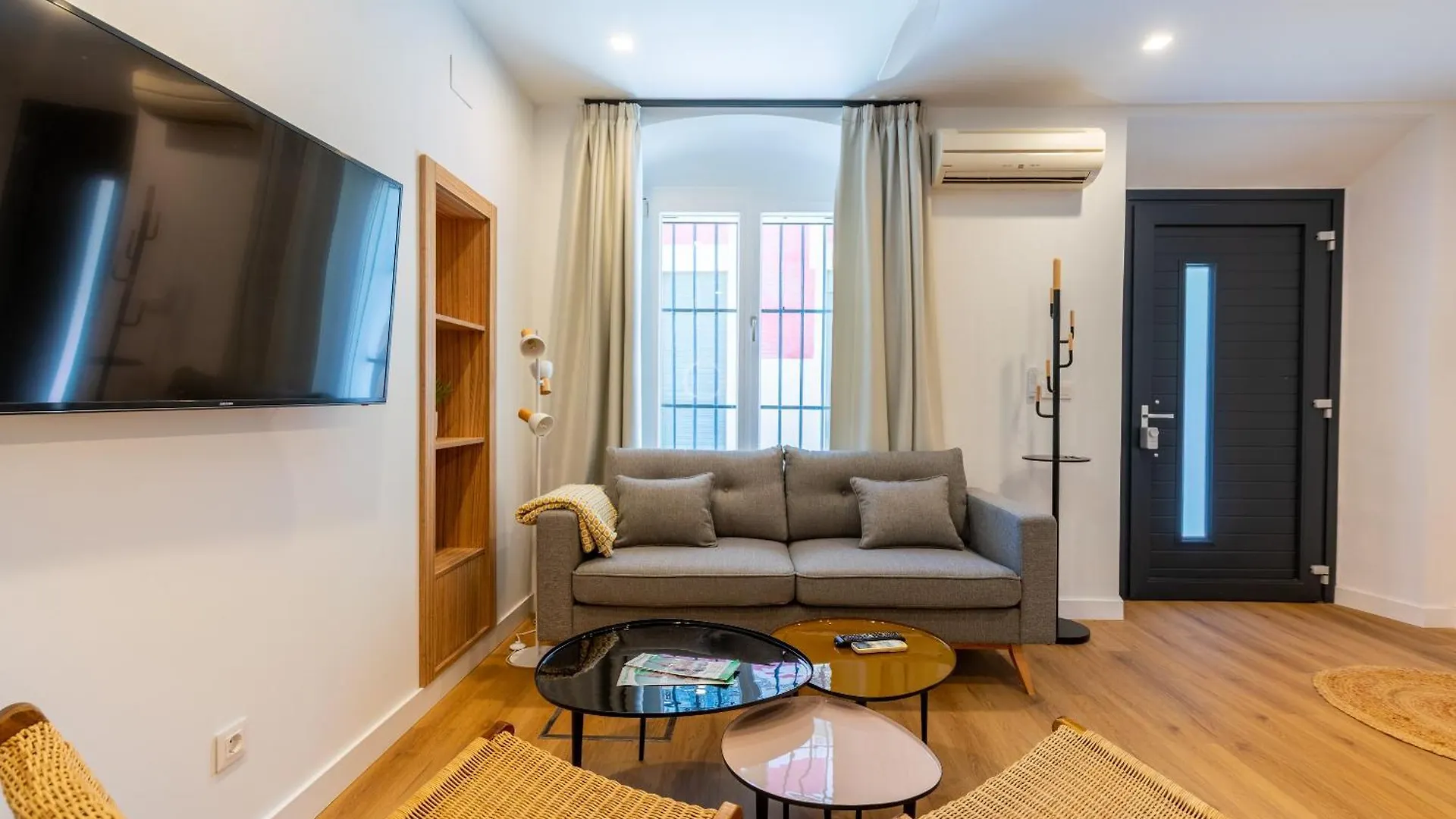 G4 Brand New Home San Bernardo Terraza Sevilla Vakantiehuis