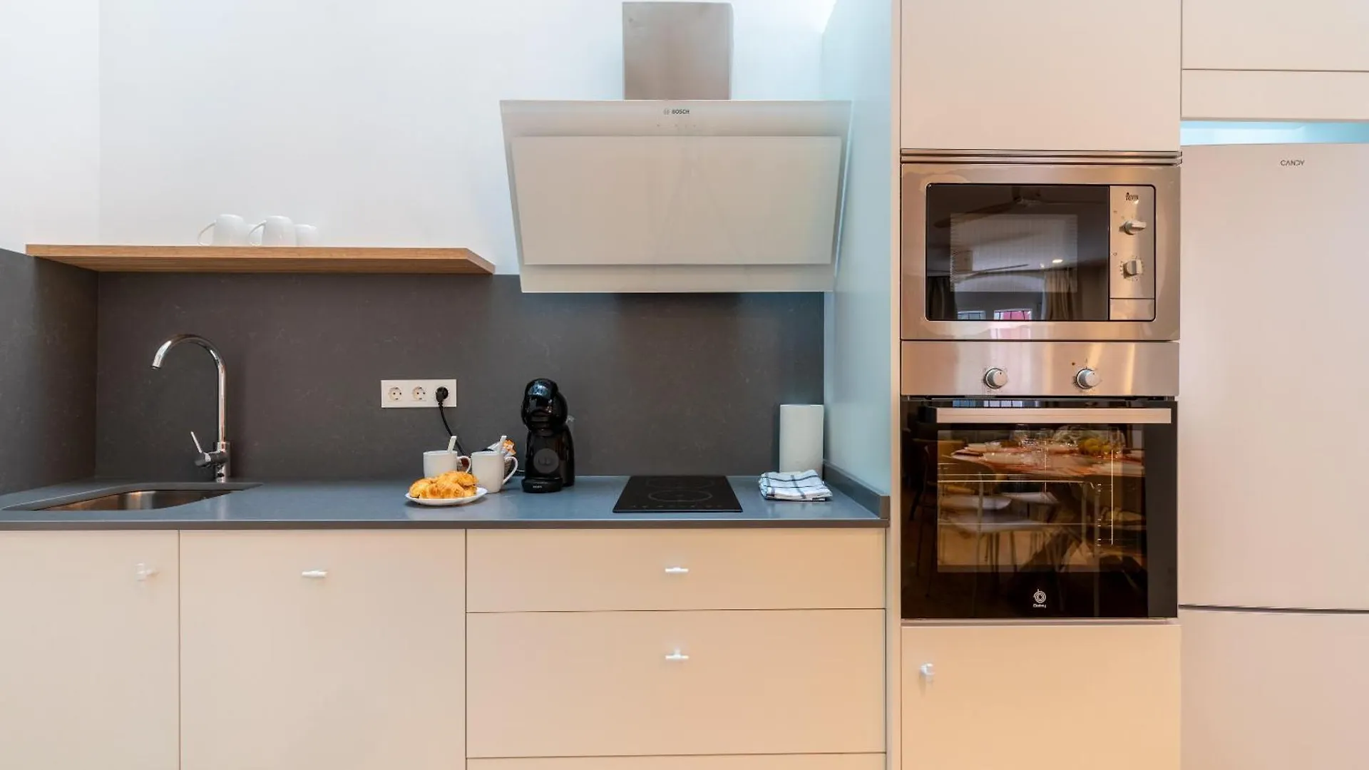 Vakantiehuis G4 Brand New Home San Bernardo Terraza Sevilla